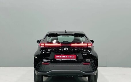 Toyota C-HR, 2024 год, 5 950 000 рублей, 8 фотография