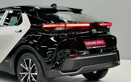 Toyota C-HR, 2024 год, 5 950 000 рублей, 10 фотография