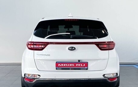 KIA Sportage IV рестайлинг, 2020 год, 2 630 000 рублей, 18 фотография