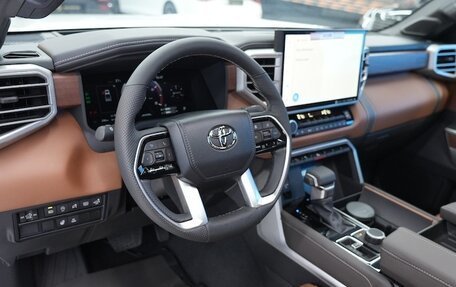 Toyota Tundra, 2024 год, 15 500 000 рублей, 6 фотография