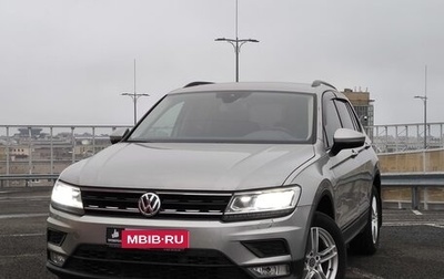 Volkswagen Tiguan II, 2019 год, 2 400 000 рублей, 1 фотография