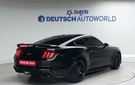 Ford Mustang VI рестайлинг, 2019 год, 3 200 000 рублей, 2 фотография