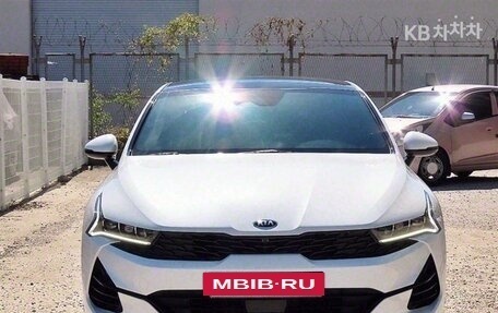 KIA K5, 2019 год, 2 000 000 рублей, 2 фотография