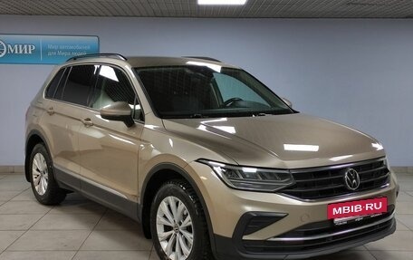 Volkswagen Tiguan II, 2021 год, 2 799 000 рублей, 3 фотография