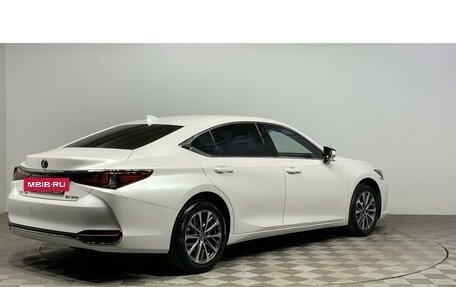 Lexus ES VII, 2022 год, 4 000 000 рублей, 5 фотография