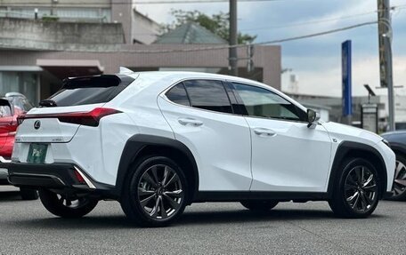 Lexus UX I, 2022 год, 4 780 000 рублей, 6 фотография