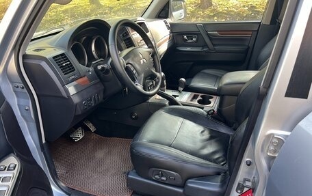 Mitsubishi Pajero IV, 2008 год, 1 395 000 рублей, 8 фотография