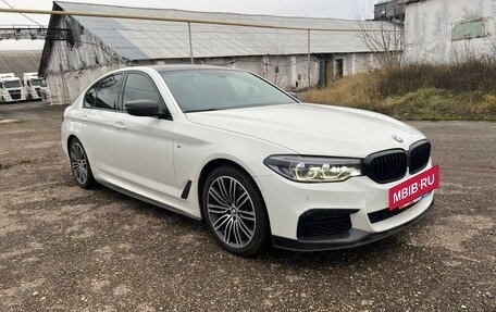 BMW 5 серия, 2019 год, 5 777 000 рублей, 2 фотография