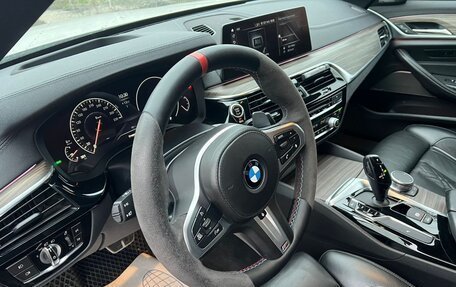 BMW 5 серия, 2019 год, 5 777 000 рублей, 10 фотография