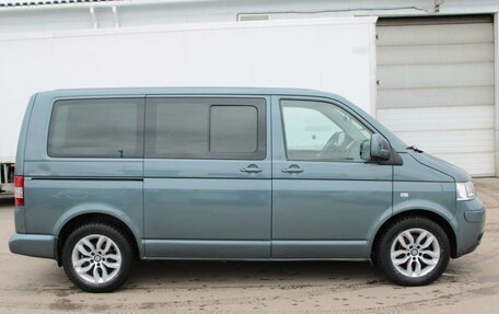 Volkswagen Caravelle T5, 2008 год, 1 489 000 рублей, 6 фотография