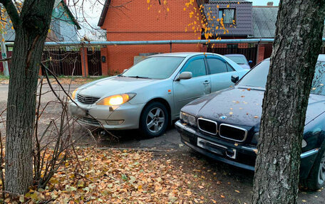 Toyota Camry V40, 2004 год, 800 000 рублей, 1 фотография