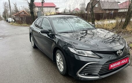 Toyota Camry, 2021 год, 2 570 000 рублей, 6 фотография