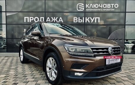 Volkswagen Tiguan II, 2020 год, 3 200 000 рублей, 3 фотография