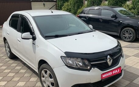 Renault Logan II, 2017 год, 721 000 рублей, 1 фотография