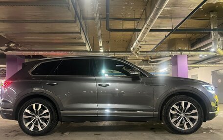 Volkswagen Touareg III, 2020 год, 6 800 000 рублей, 26 фотография