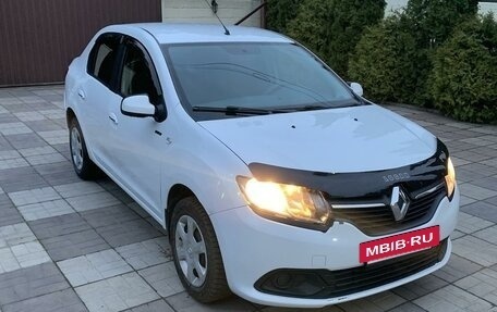 Renault Logan II, 2017 год, 721 000 рублей, 10 фотография