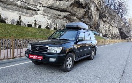 Toyota Land Cruiser 100 рестайлинг 2, 2000 год, 1 800 000 рублей, 9 фотография