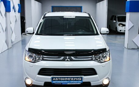 Mitsubishi Outlander III рестайлинг 3, 2013 год, 1 798 000 рублей, 6 фотография