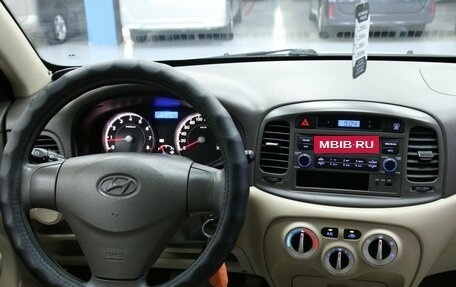 Hyundai Verna II, 2009 год, 788 000 рублей, 16 фотография