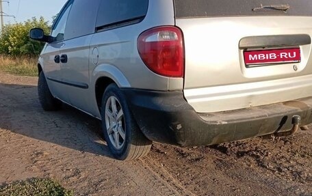 Chrysler Voyager IV, 2002 год, 300 000 рублей, 1 фотография