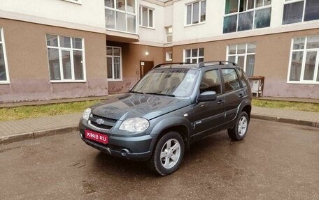 Chevrolet Niva I рестайлинг, 2013 год, 585 000 рублей, 1 фотография