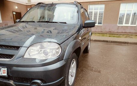 Chevrolet Niva I рестайлинг, 2013 год, 585 000 рублей, 7 фотография