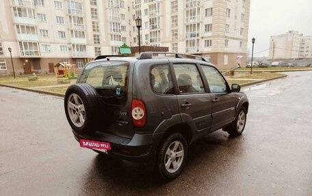 Chevrolet Niva I рестайлинг, 2013 год, 585 000 рублей, 4 фотография