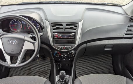 Hyundai Solaris II рестайлинг, 2012 год, 1 090 000 рублей, 14 фотография