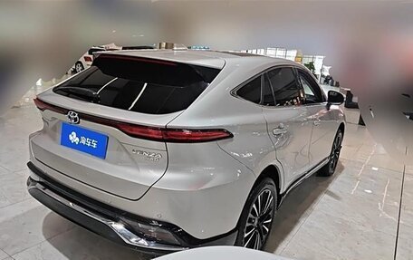 Toyota Venza, 2022 год, 4 395 000 рублей, 4 фотография