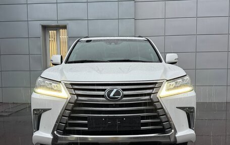 Lexus LX III, 2017 год, 8 950 000 рублей, 2 фотография