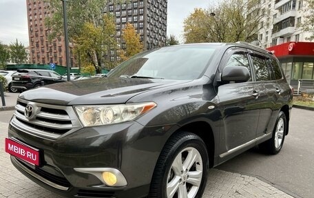 Toyota Highlander III, 2011 год, 1 979 000 рублей, 35 фотография