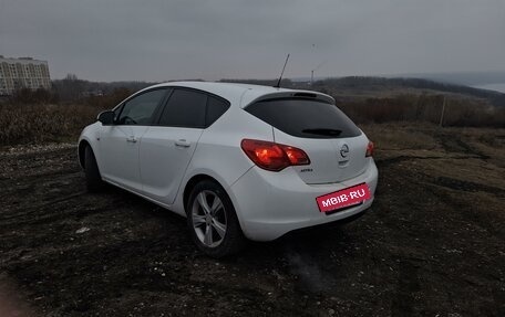 Opel Astra J, 2012 год, 830 000 рублей, 4 фотография