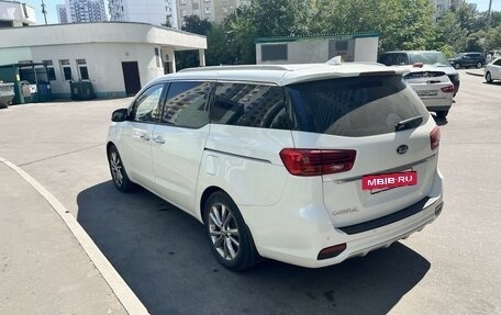 KIA Carnival III, 2018 год, 3 200 000 рублей, 3 фотография