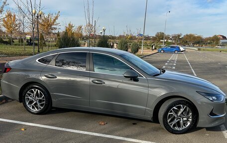 Hyundai Sonata VIII, 2020 год, 2 800 000 рублей, 4 фотография