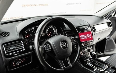 Volkswagen Touareg III, 2013 год, 2 055 000 рублей, 9 фотография