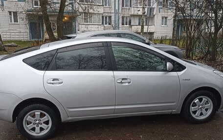 Toyota Prius, 2008 год, 850 000 рублей, 3 фотография