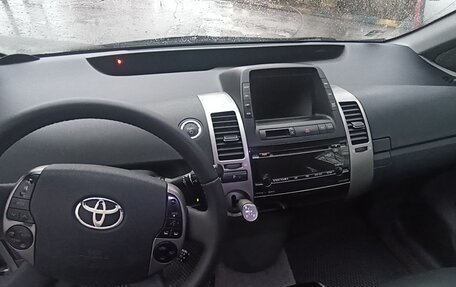 Toyota Prius, 2008 год, 850 000 рублей, 9 фотография