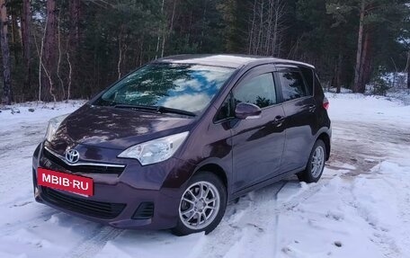 Toyota Ractis II, 2010 год, 990 000 рублей, 3 фотография