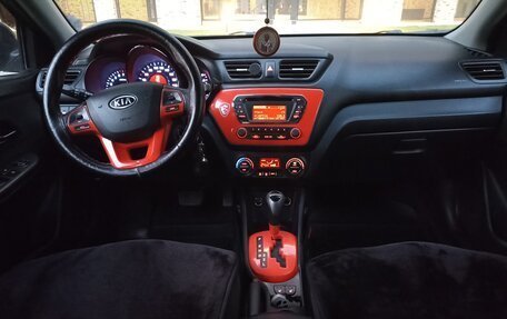 KIA Rio III рестайлинг, 2011 год, 850 000 рублей, 4 фотография