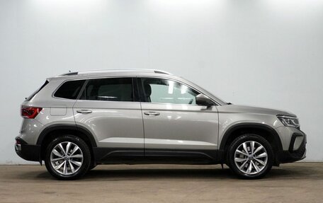 Volkswagen Taos, 2021 год, 2 900 000 рублей, 5 фотография