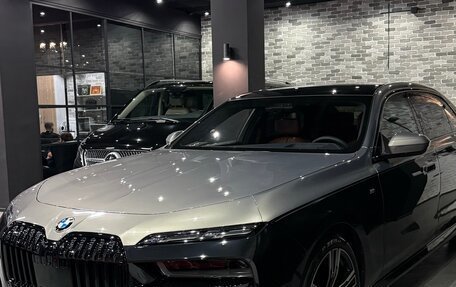 BMW 7 серия, 2022 год, 23 000 000 рублей, 2 фотография