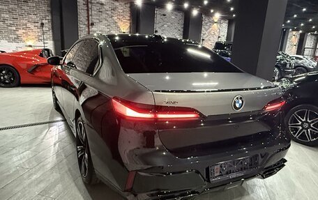 BMW 7 серия, 2022 год, 23 000 000 рублей, 3 фотография