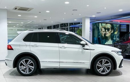 Volkswagen Tiguan II, 2021 год, 4 199 000 рублей, 7 фотография