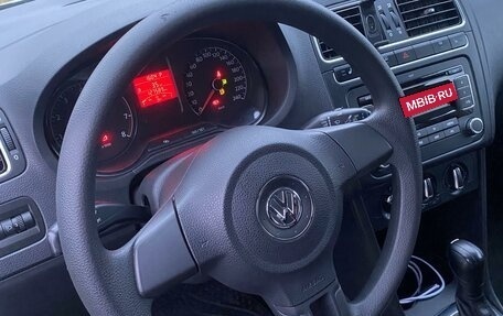 Volkswagen Polo VI (EU Market), 2012 год, 900 000 рублей, 6 фотография