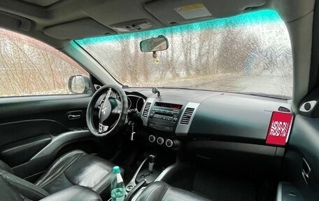 Mitsubishi Outlander III рестайлинг 3, 2007 год, 1 220 000 рублей, 16 фотография