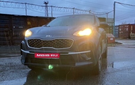 KIA Sportage IV рестайлинг, 2019 год, 2 550 000 рублей, 1 фотография