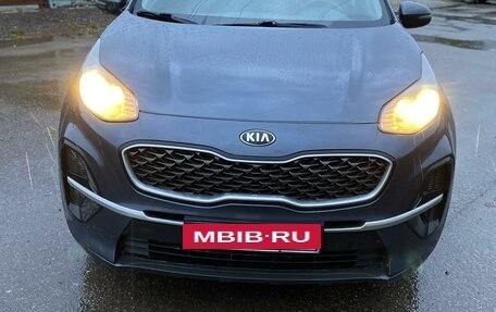 KIA Sportage IV рестайлинг, 2019 год, 2 550 000 рублей, 2 фотография