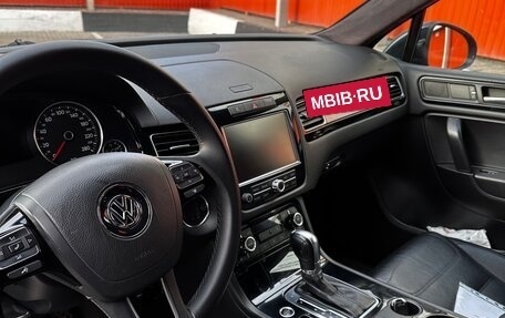 Volkswagen Touareg III, 2010 год, 1 975 000 рублей, 9 фотография