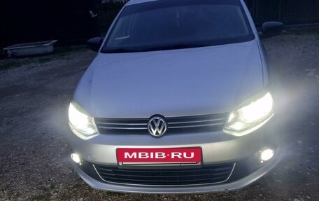 Volkswagen Polo VI (EU Market), 2013 год, 795 000 рублей, 3 фотография