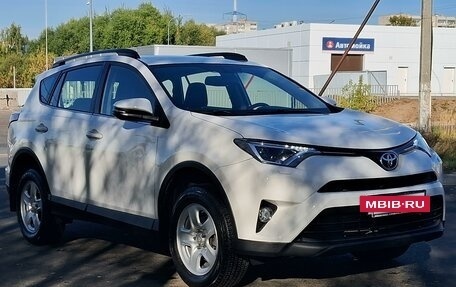 Toyota RAV4, 2015 год, 2 950 000 рублей, 5 фотография